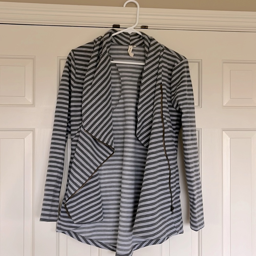 Striped jacket/sweater
